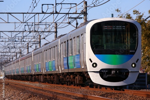 通勤電車 西武新宿線30000系