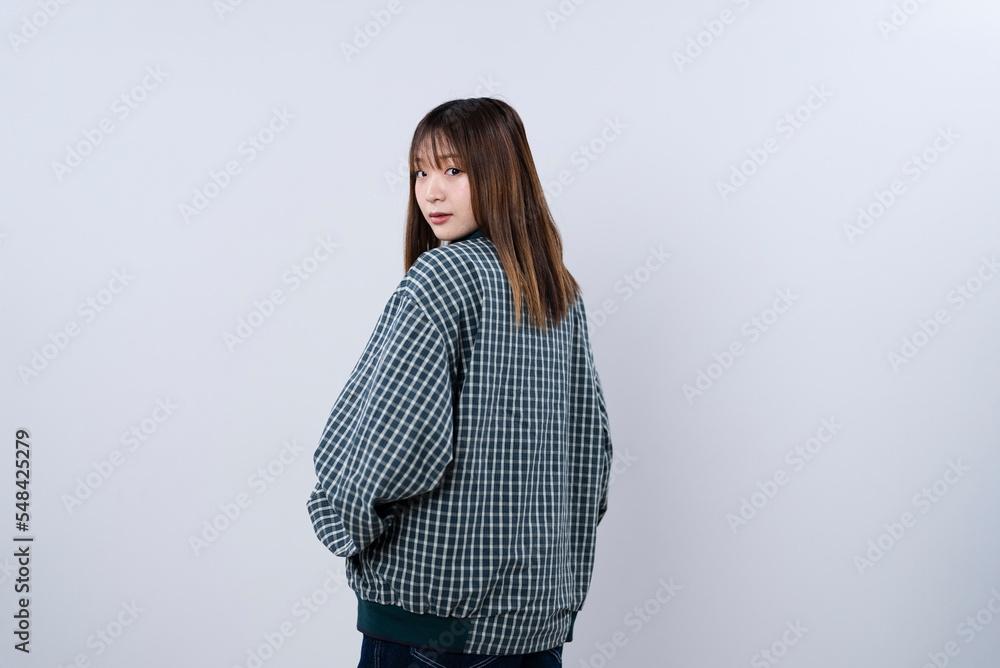 カジュアルファッションの女性 カジュアルファッションの女性