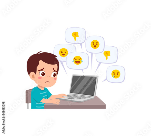 little kid using social media and get bullied