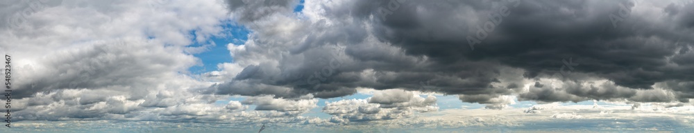Obraz premium Fantastic soft thunderclouds, sky panorama