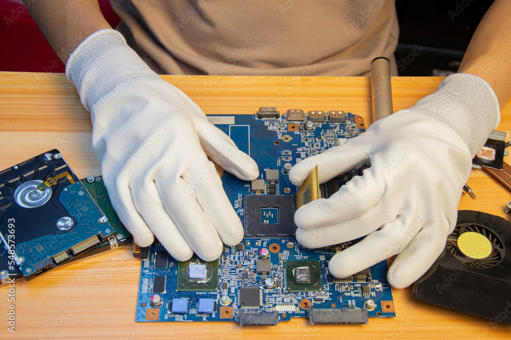 Computer Motherboard Repairing