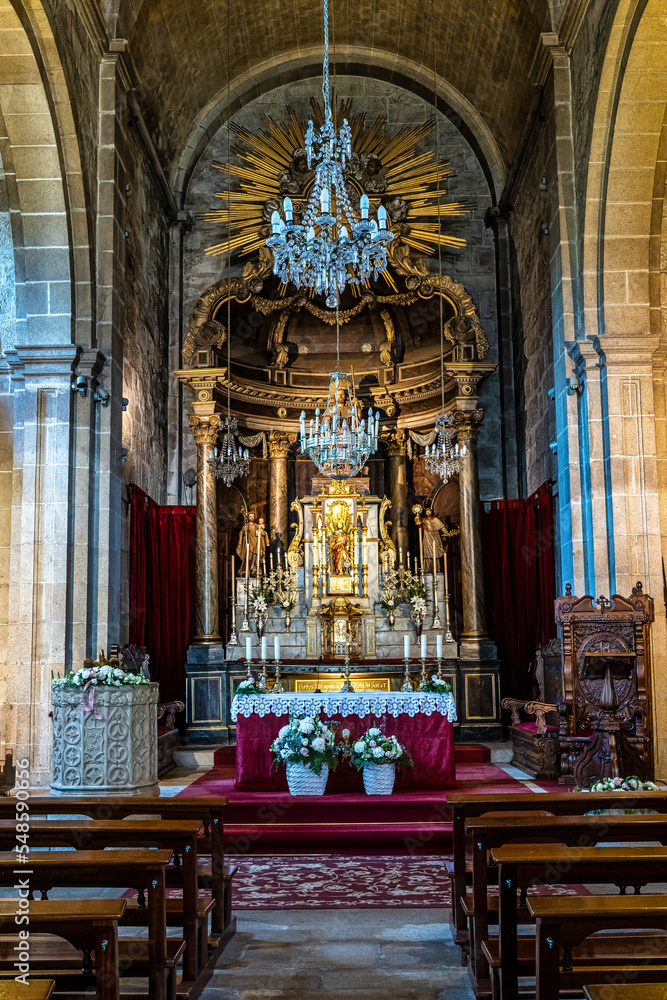 Obraz premium Interior of Church of Santiago Apostle of Padron, La Coruna, Galicia, Spain
