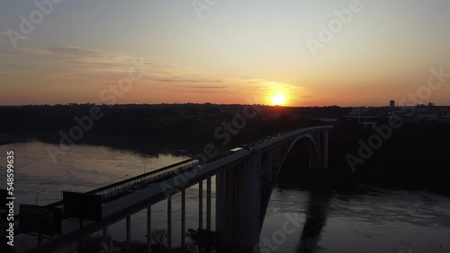 Wallpaper Mural Puente de la amistad Torontodigital.ca