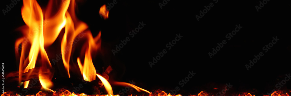 Orange red campfire flames with space for inscription.
Pomarańczowe czerwone płomienie ogniska z miejscem na napis - obrazy, fototapety, plakaty 
