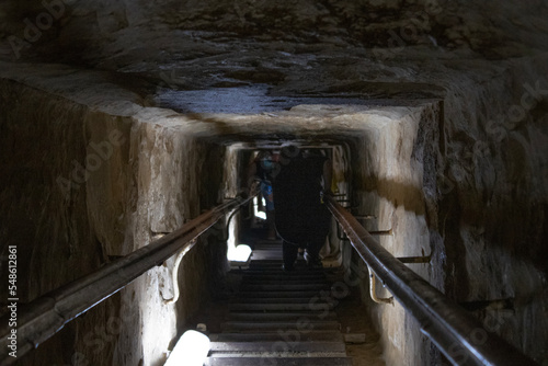 O caminho por dentro da Pirâmide