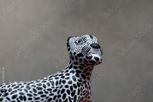 Jaguar de barro