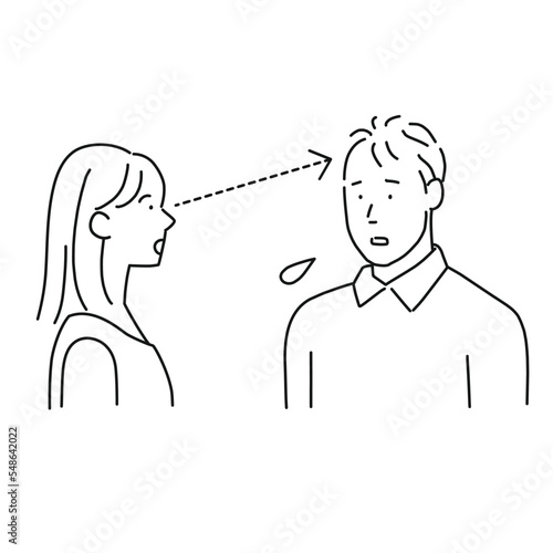 頭頂部を見る女性と視線が気になる薄毛の男性