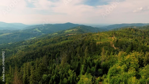Góry, Beskid Śląski w Polsce latem z lotu ptaka w okolicach Przełęczy Salmopol photo