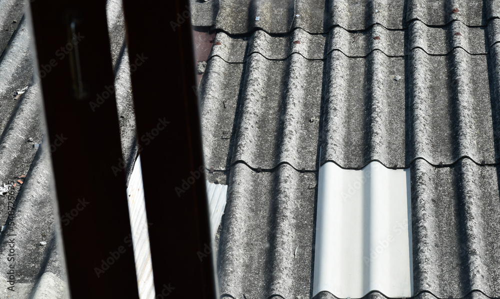 Fototapeta premium Roughly made, galvanized iron roof