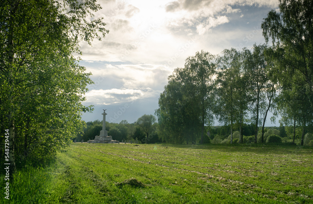 Monument to the Life Guards, the Jaeger Regiment and the sailors of the Guards crew.