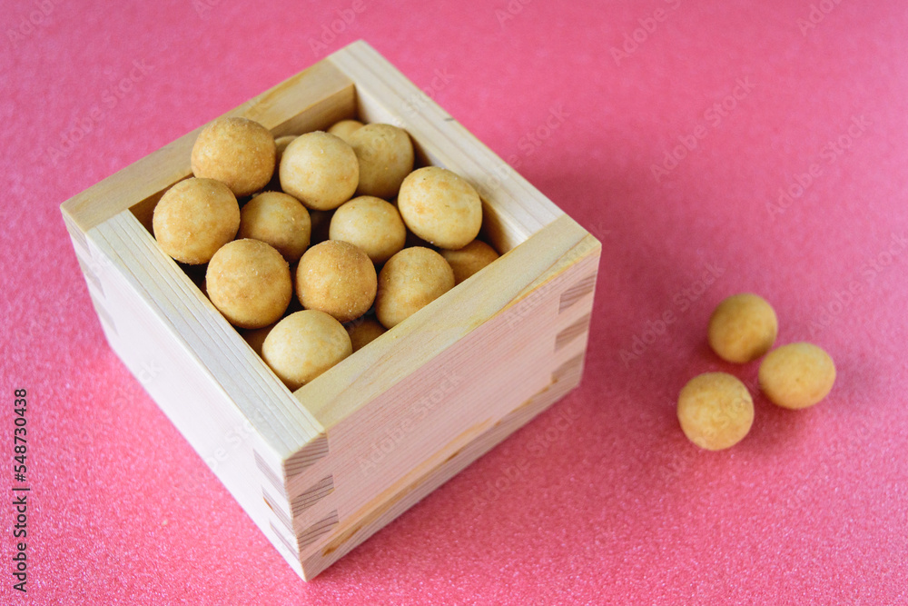 Japanese style washi paper Japan New Year Bean sowing setsubun beans and masu Background material Japanese style washi paper Japan New Year Bean sowing setsubun beans and masu Background material