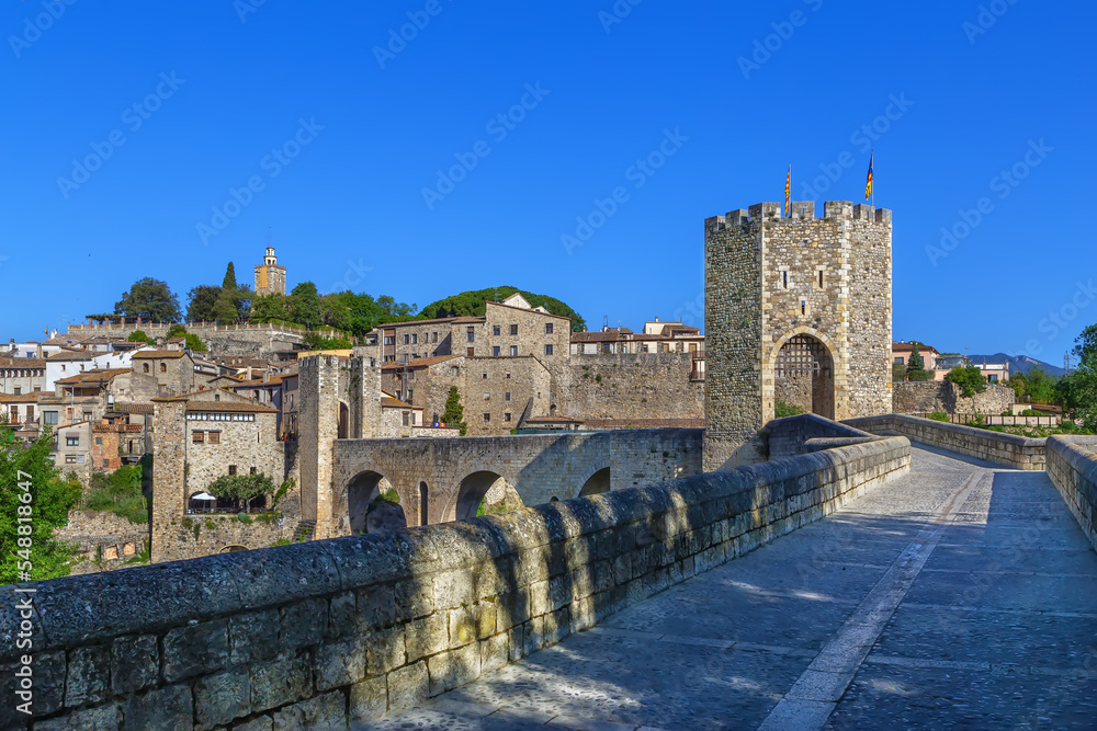  Romanesque bridge, Besalu, Spain