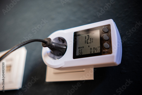Messgerät zur Erfassung des Stromverbrauchs an einer Steckdose photo