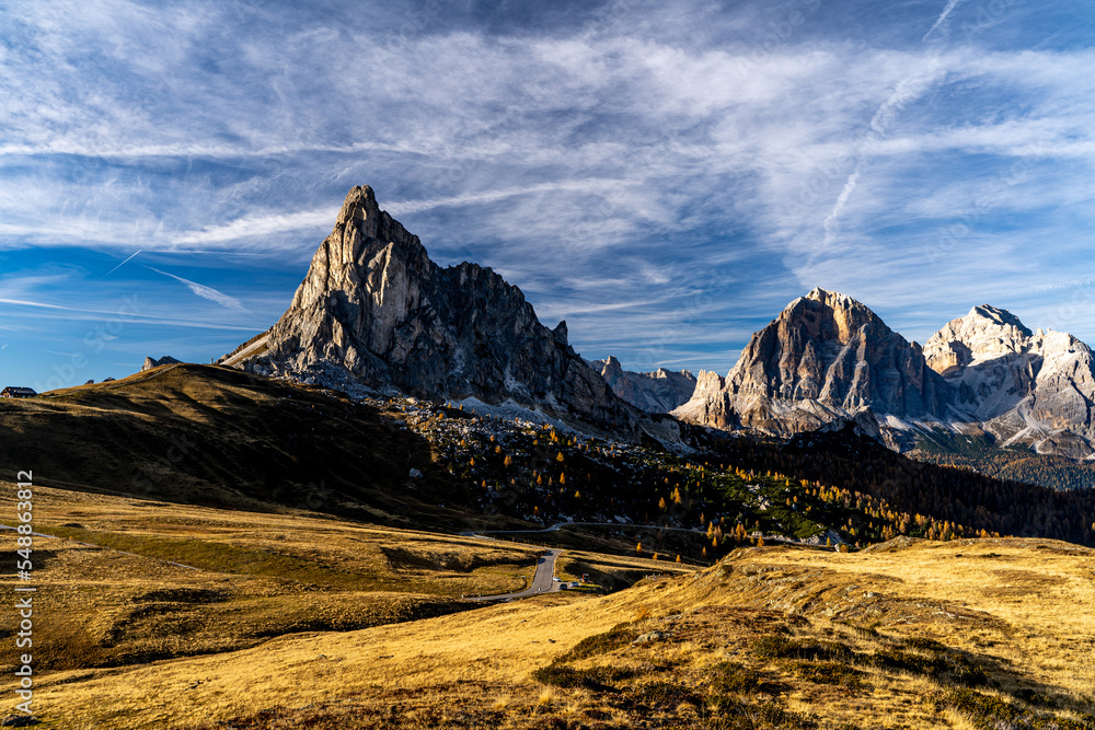Dolomity,przełęcz , góry , dolomity, Włochy, Alpy, Tyrol, Passo Gardena - obrazy, fototapety, plakaty 