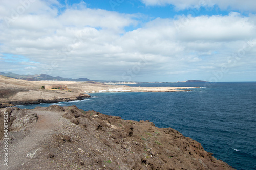 Punta de la Monja y Playa del Cabr  n