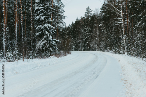 road in snow © Evgenii Ryzhenkov