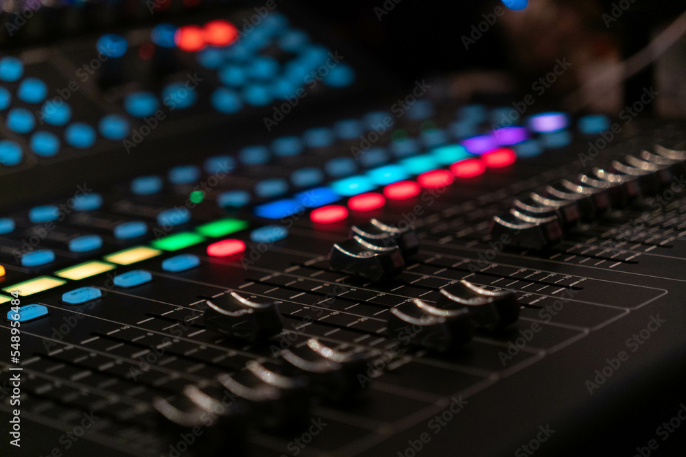 audio mixing console audio mixing console