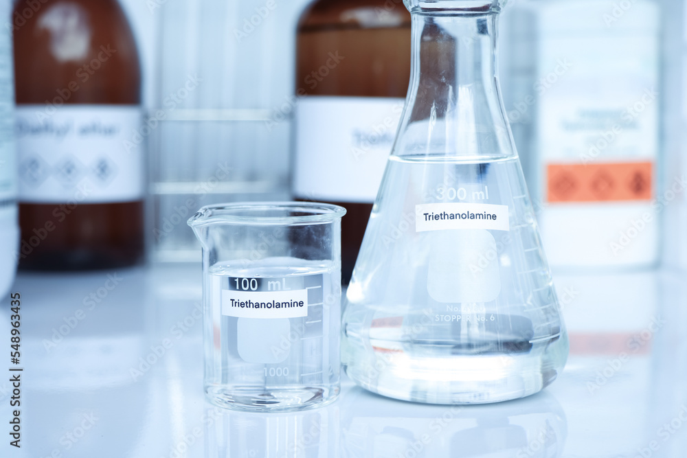 triethanolamine in glass, chemical in the laboratory triethanolamine in glass, chemical in the laboratory