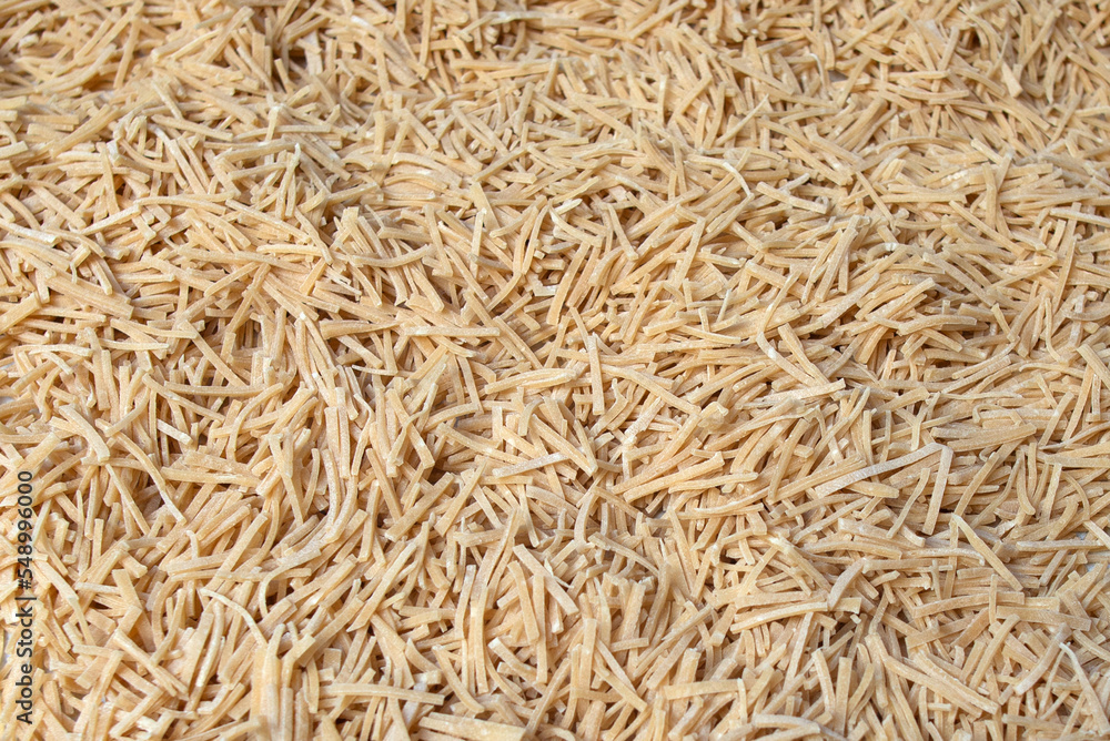 Selbstgemachte Nudeln, Pasta, nach türkischer Art Selbstgemachte Nudeln, Pasta, nach türkischer Art