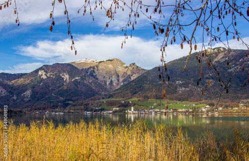 Herbststimmung am Wolfgangsee im Salzkammergut photo