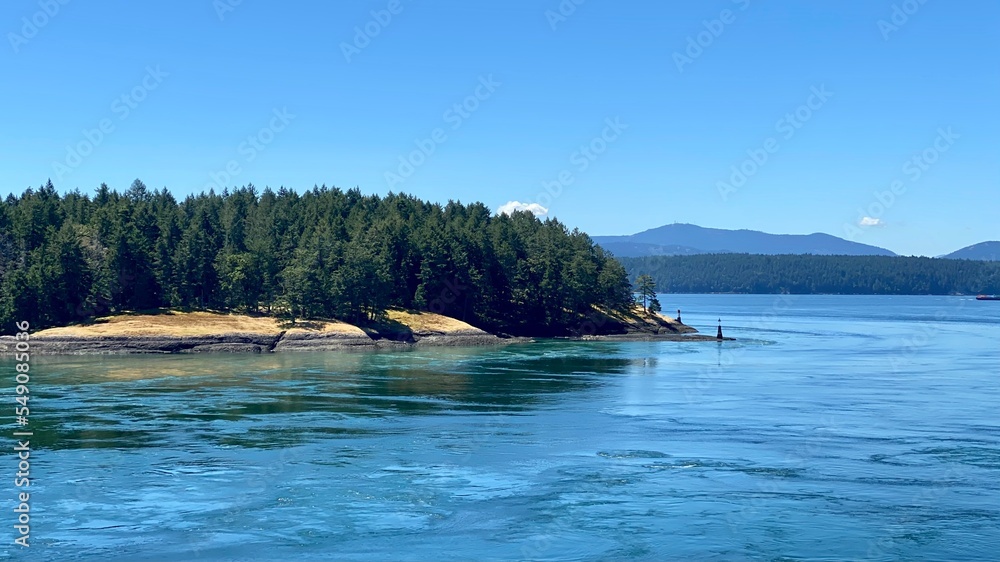 Naklejka premium sea sky marine wave wind coast west 