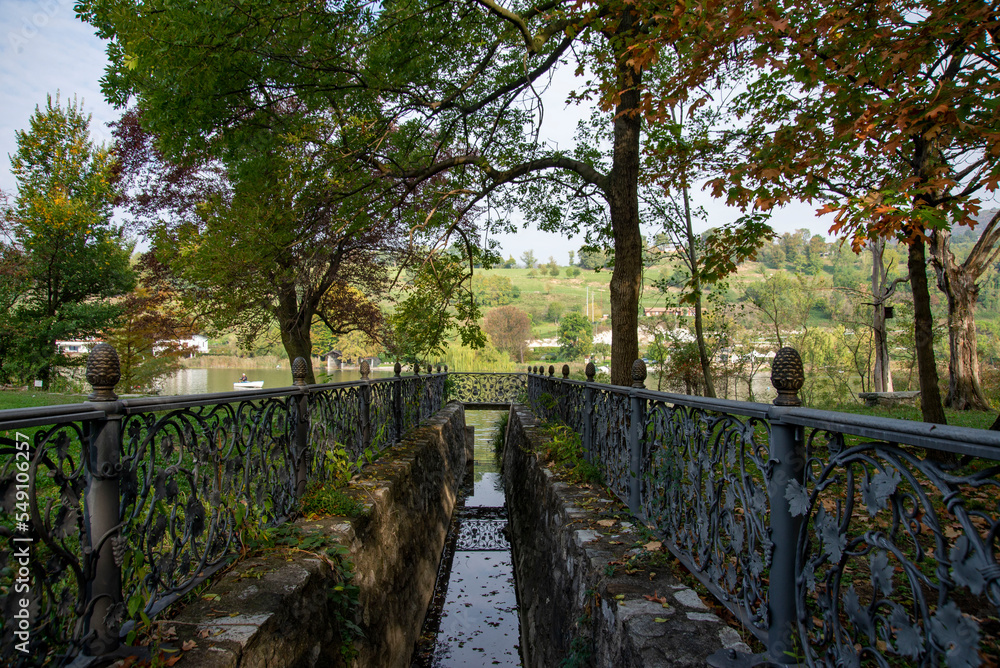 bosisio isola dei cipressi