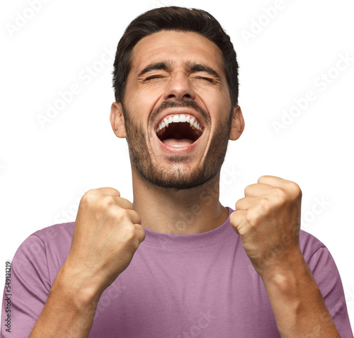 Foto Young man isolated on gray background shouting with closed eyes, celebrating vic