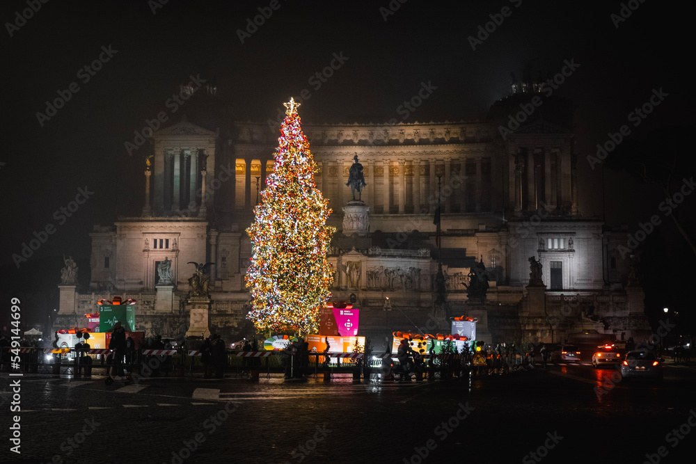 Obraz premium city night Rome