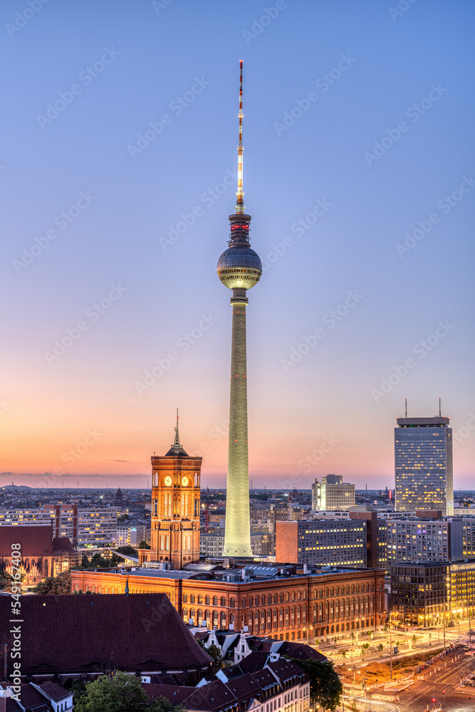 Fototapeta premium Downtown Berlin with the famous TV Tower and the town hall after sunset