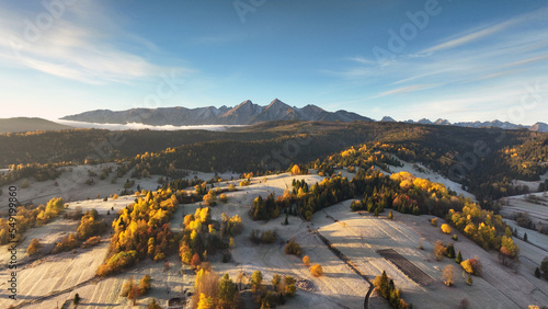 Fototapeta Naklejka Na Ścianę i Meble -  Beautiful autumn landscape in the Tatra mountains