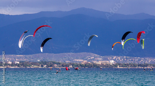 CAGLIARI, ITALIA - OTTOBRE 6-10, 2021: Sardinia Kite Board Grand Slam - Poetto Cagliari - Ika Kite Foil World Series - Sardegna 