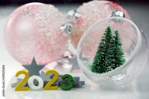 Anno nuovo 2023 con decorazione natalizie photo