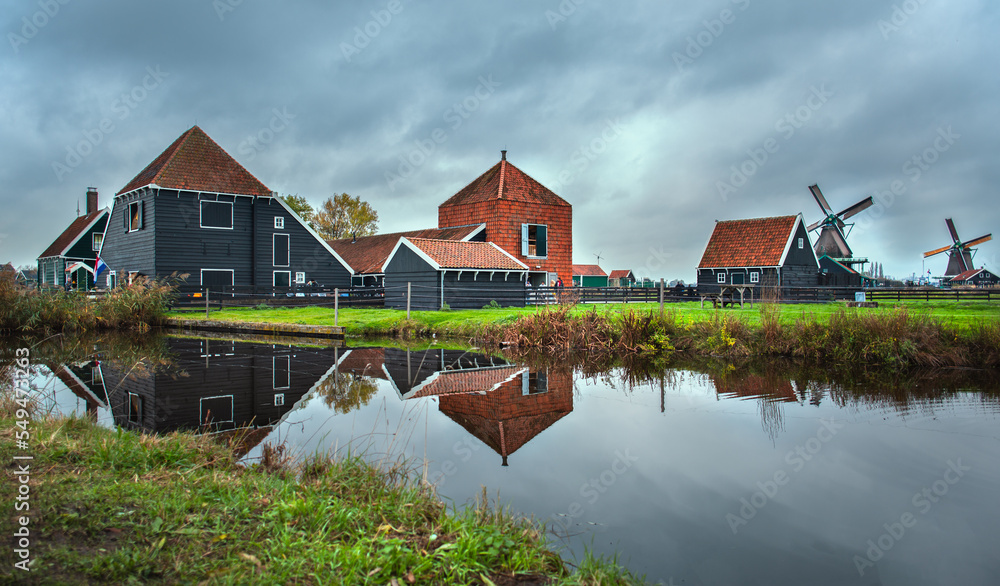 Obraz premium Zaanse Schans outdoors beautiful view