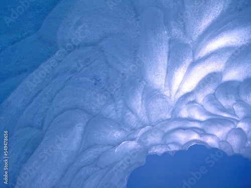 Wallpaper Mural dans la grotte de glace Torontodigital.ca