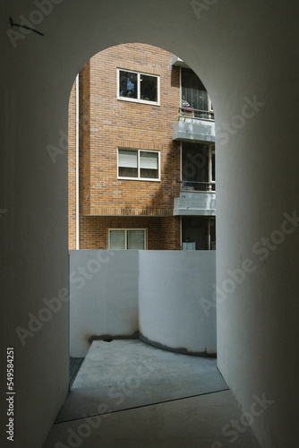 Escola no Porto, de artes moderna e renovada.