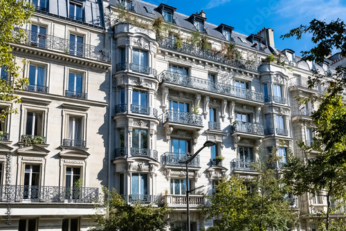 Fotobehang Paris, ancient buildings avenue Daumesnil, typical facades and windows
