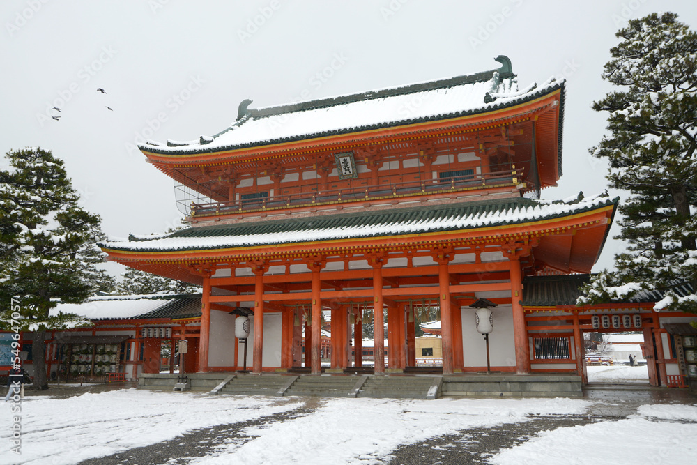 冬の平安神宮　應天門　京都市左京区