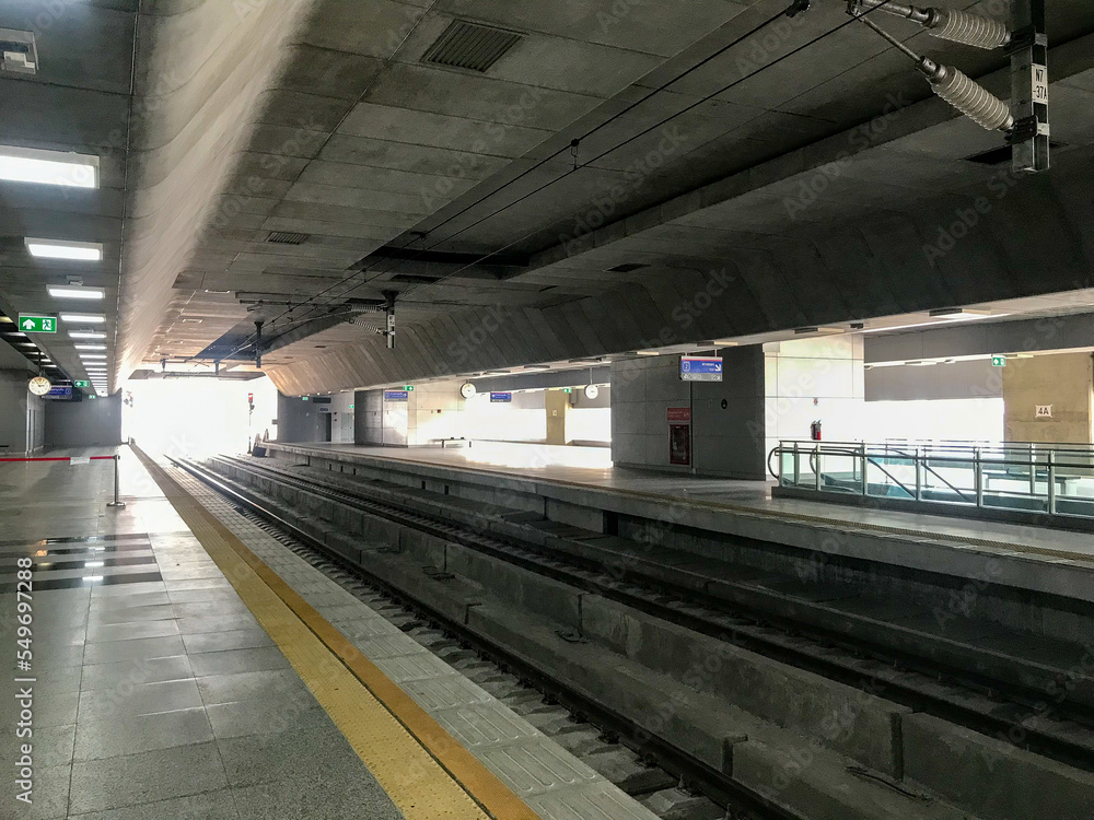 Obraz premium train in subway
