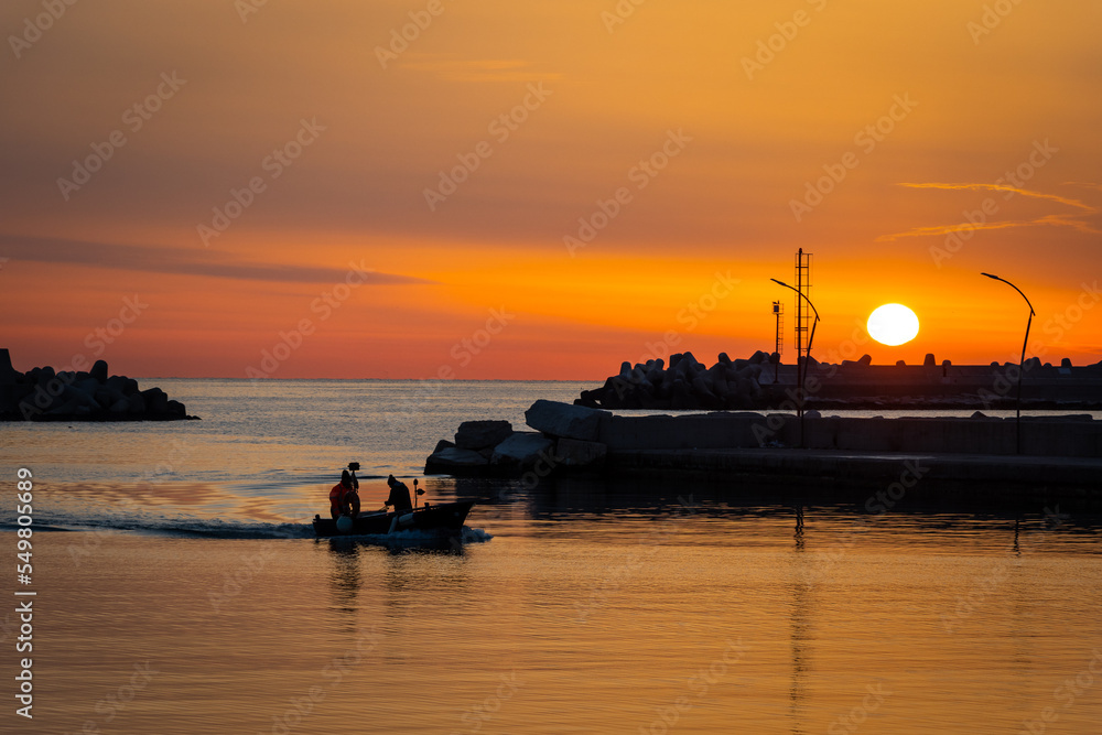 Obraz premium PORT OF BISCEGLIE - SUNRISE - PUGLIA, ITALY