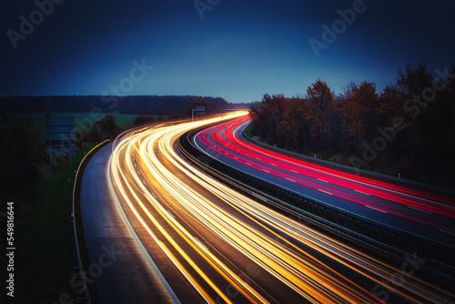 Langzeitbelichtung - Autobahn - Strasse - Traffic - Travel - Background - Line - Ecology - Highway - Night Traffic - Long Exposure - Cars Speeding - Lights - High quality photo