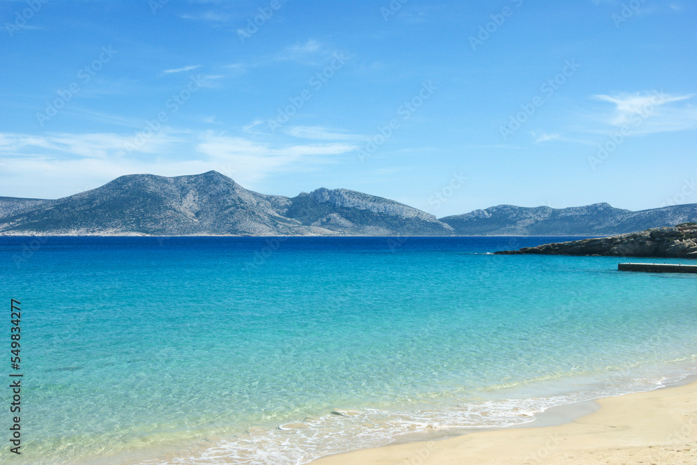 Shinoussa island Greece. Small, peaceful Greek island. Idyllic sandy beach. - obrazy, fototapety, plakaty 