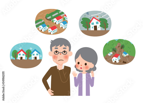 災害について話し合うシニア夫婦
