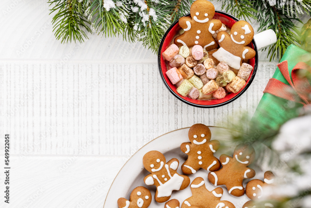 Gingerbread man cookies in a cup with marshmallow Gingerbread man cookies in a cup with marshmallow