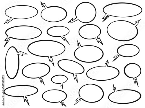 Hand drawn background Set of cute speech bubble in doodle style, 
Speech balloon, comic bubble vector, dialogue balloons, thought bubble set. Vector speech bubble icons.