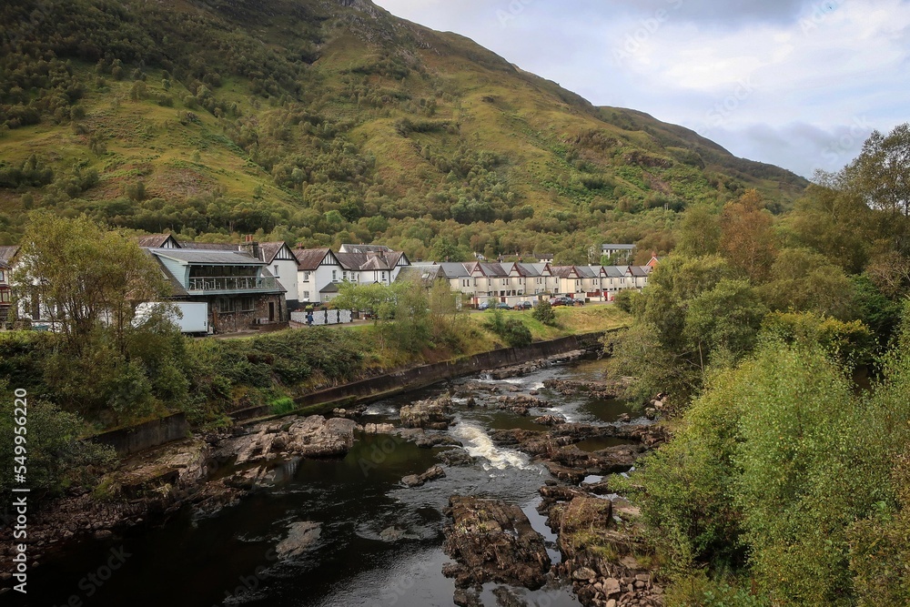 Fototapeta premium Village of Kinlochleven autumn view, Highlands, Scotland