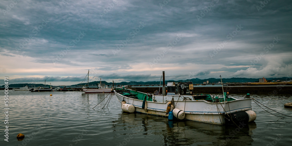 Fototapeta premium boats at sunset