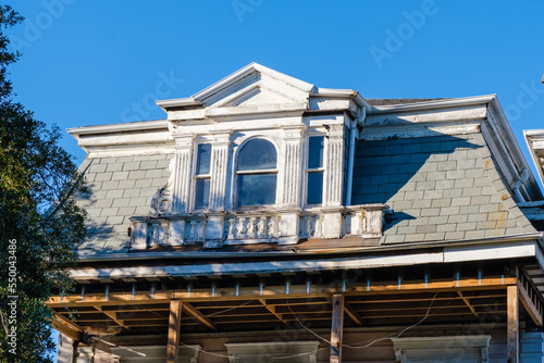 Canvas Print Mansard roof of Historic House During Renovation Project in New Orleans, Louisia