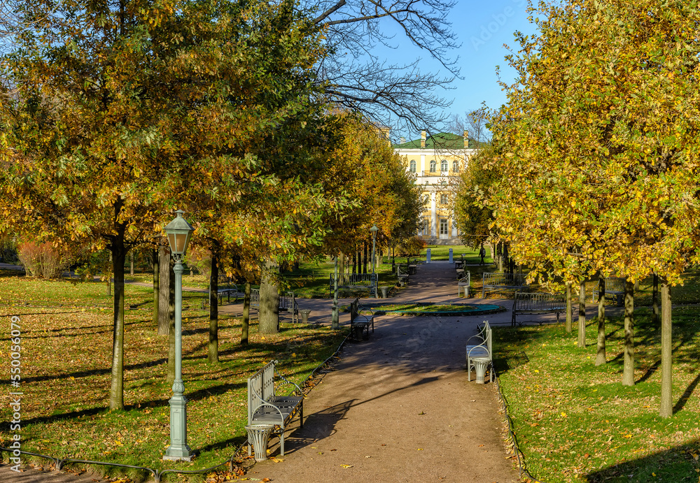 Walk through the Polish Garden at the Derzhavin estate on the embankment of the Fontanka River in St. Petersburg.