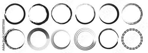 Grunge circles set. Round shapes. hand painted frame
