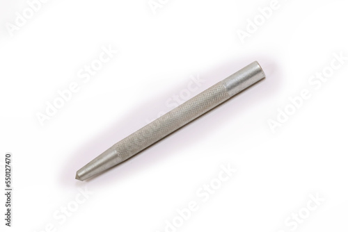 Center punch tool